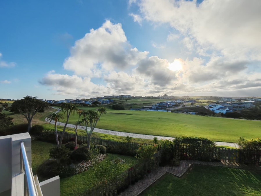 4 Bedroom Property for Sale in Oubaai Western Cape